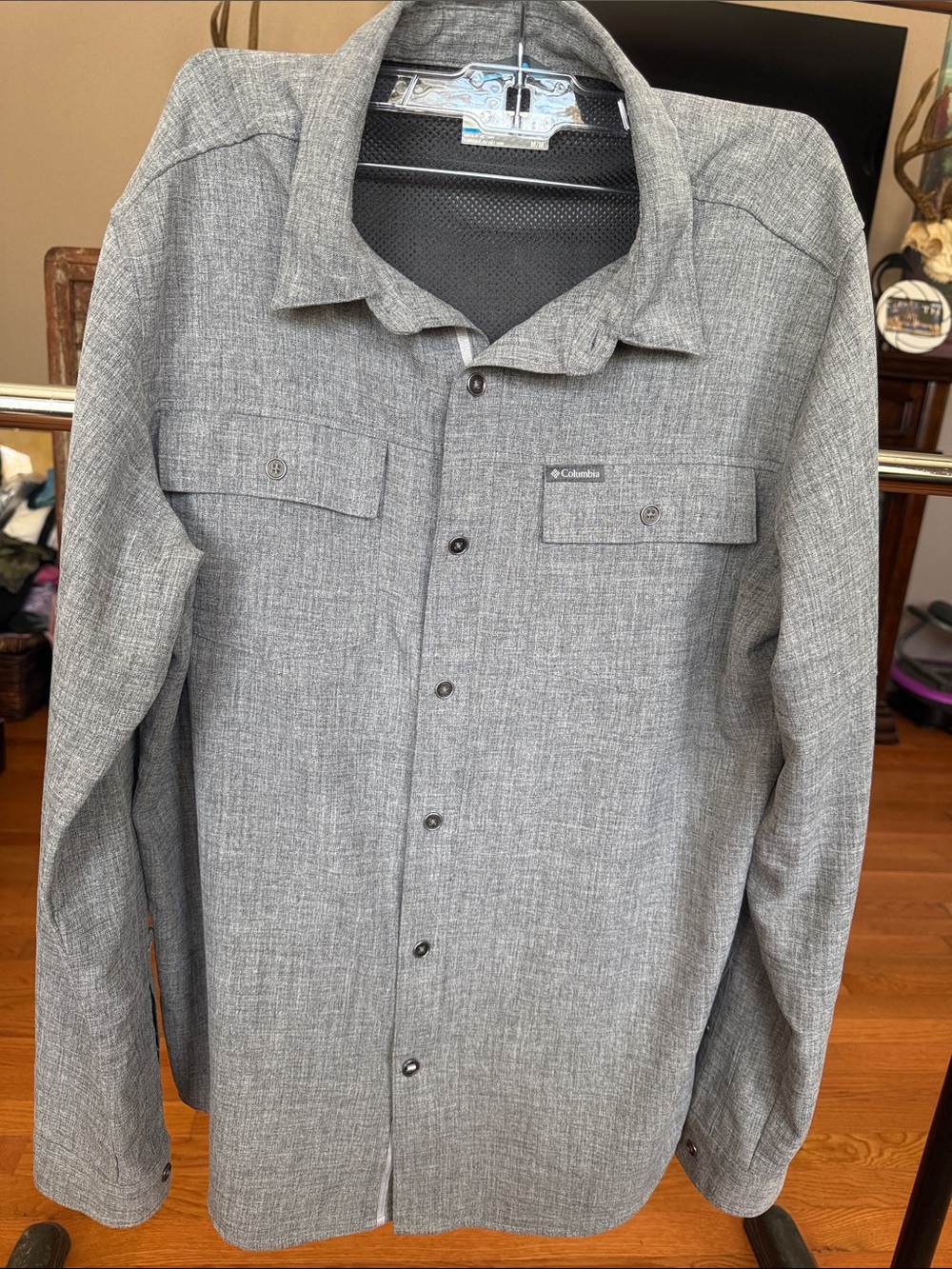 Columbia Heathered Grey Long-Sleeve Button Shirt Size Medium  Men